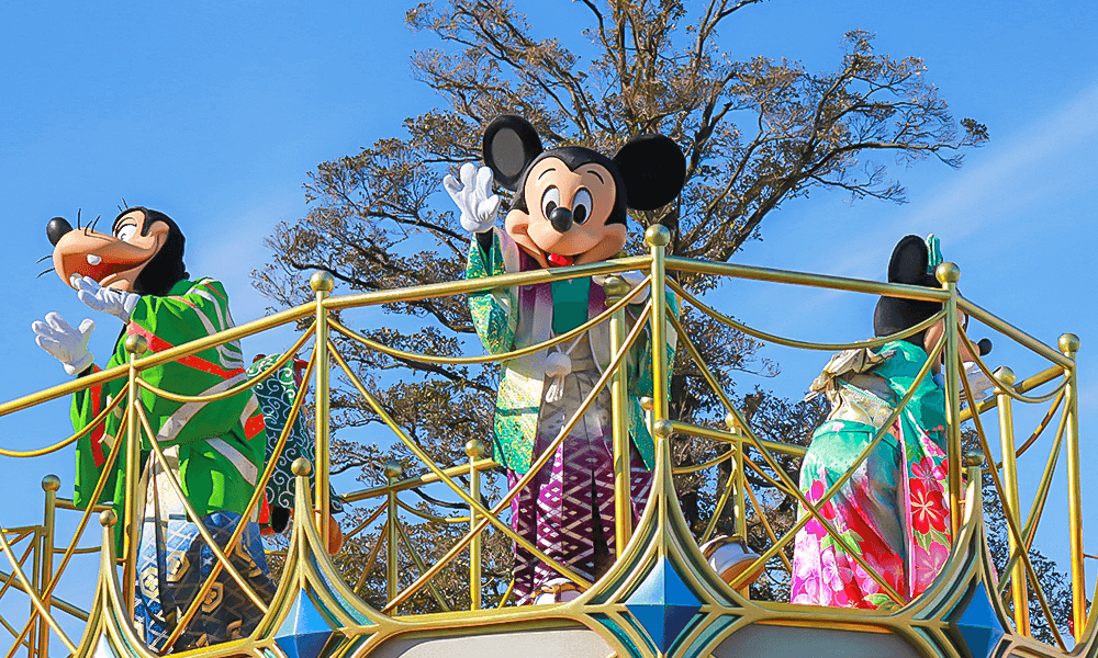 ディズニーランド 正月イベント21 装飾やパレードチュームはどうなってるの Mickey Navi 世界中のディズニーパークを徹底攻略